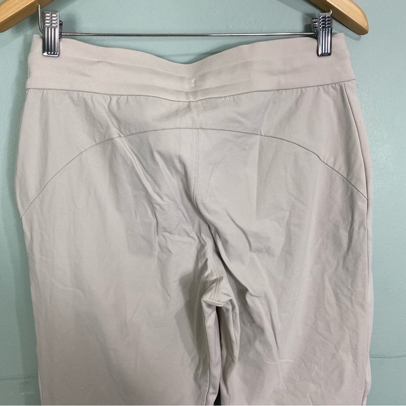 Athleta Headlands Hybrid Trek Jogger Cream Sz 6 486183 - Picture 7 of 8